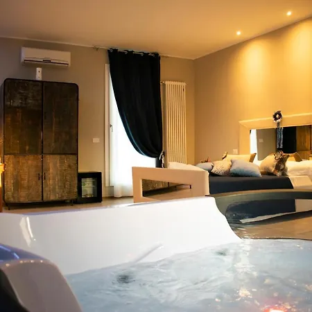 Sulla Rupe Bed and Breakfast Γκραβίνα